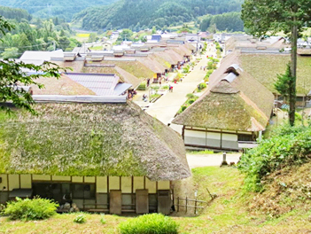 【東北歐嗨喲】詩意如夏、日本東北四日（大內宿、五色沼、會津若松城、花見山公園、松島灣遊船、會津鐵道）【福島包機】