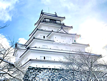 《破盤促銷》【東北歐嗨喲】雪花紛飛~日本東北會津鐵道名景雙溫泉四日(大內宿、松島灣散策、會津鐵道、會津若松城、高屋敷稻荷神社)【福島包機】