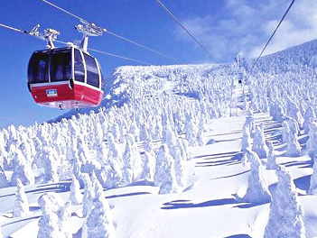 【東北歐嗨喲】冬北雪の故鄉～藏王樹冰大正浪漫、名城鐵道雙溫泉四日（豬苗代湖、大內宿、銀山溫泉街、會津鐵道、會津若松城）【福島包機】